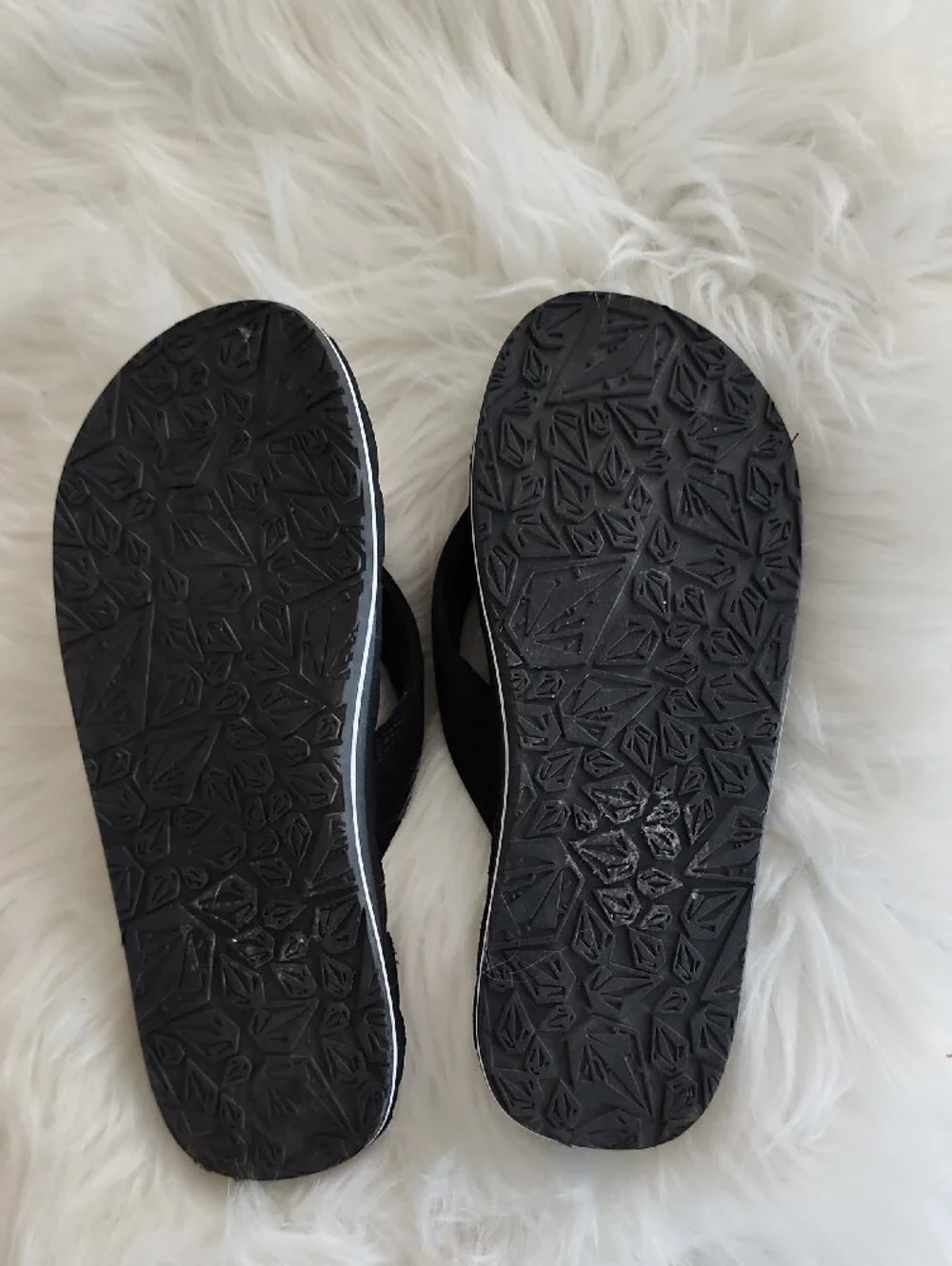 Volcom Kids Black Quilted Strap Flip Flops